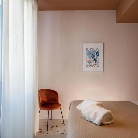 The Lady C - High 特罗佩阿