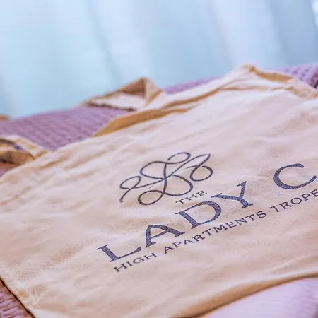 公寓 The Lady C - High 特罗佩阿