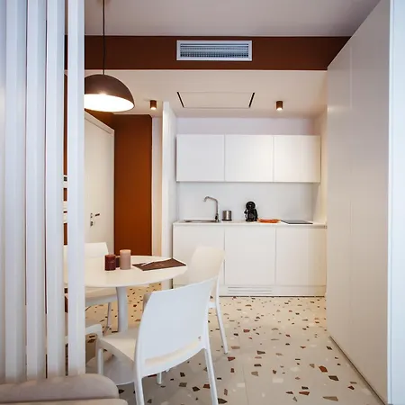 The Lady C - High * 特罗佩阿