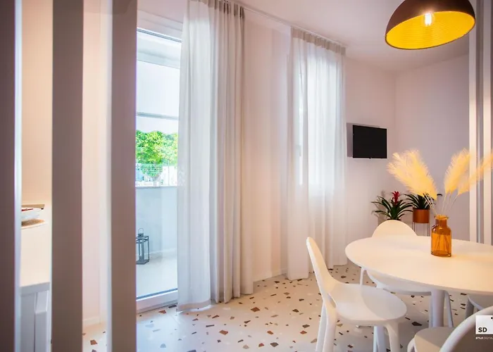 The Lady C - High Apartament