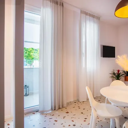 The Lady C - High Apartamento