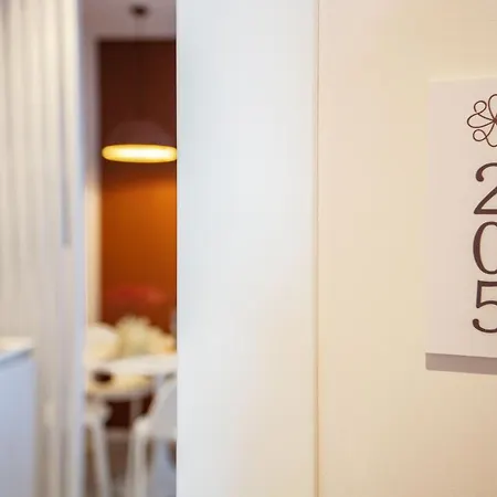 Апартаменты The Lady C - High Тропея