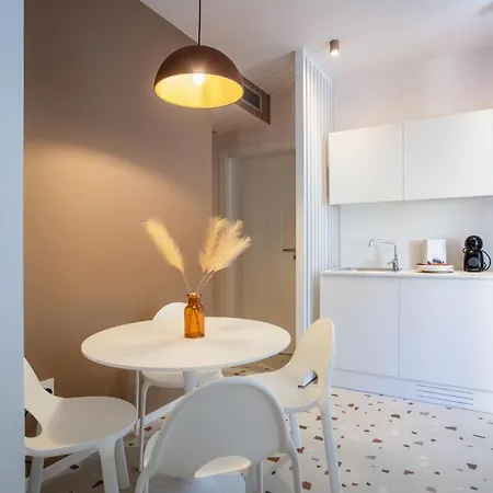 The Lady C - High Apartamento *