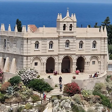 The Lady C - High Tropea