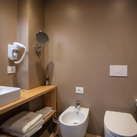 The Lady C - High Tropea